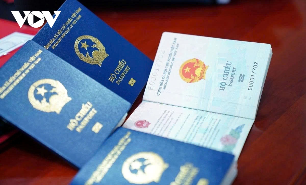 Vietnamese passport climbs 7 spots in latest Henley Passport Index
